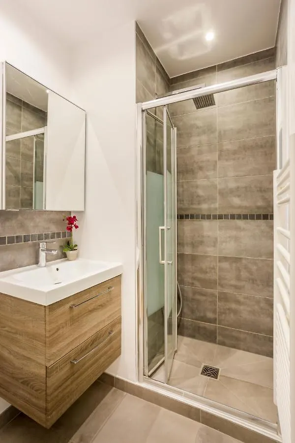 Merveil Cozy - Tilsitt - Eiffel Tower View Paris Appartement