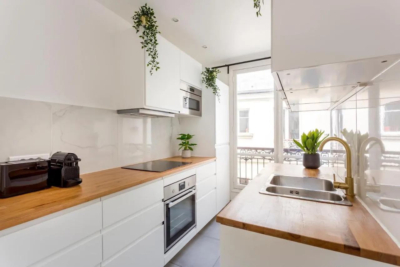 Appartement Merveil Cozy - Tilsitt - Eiffel Tower View Paris France