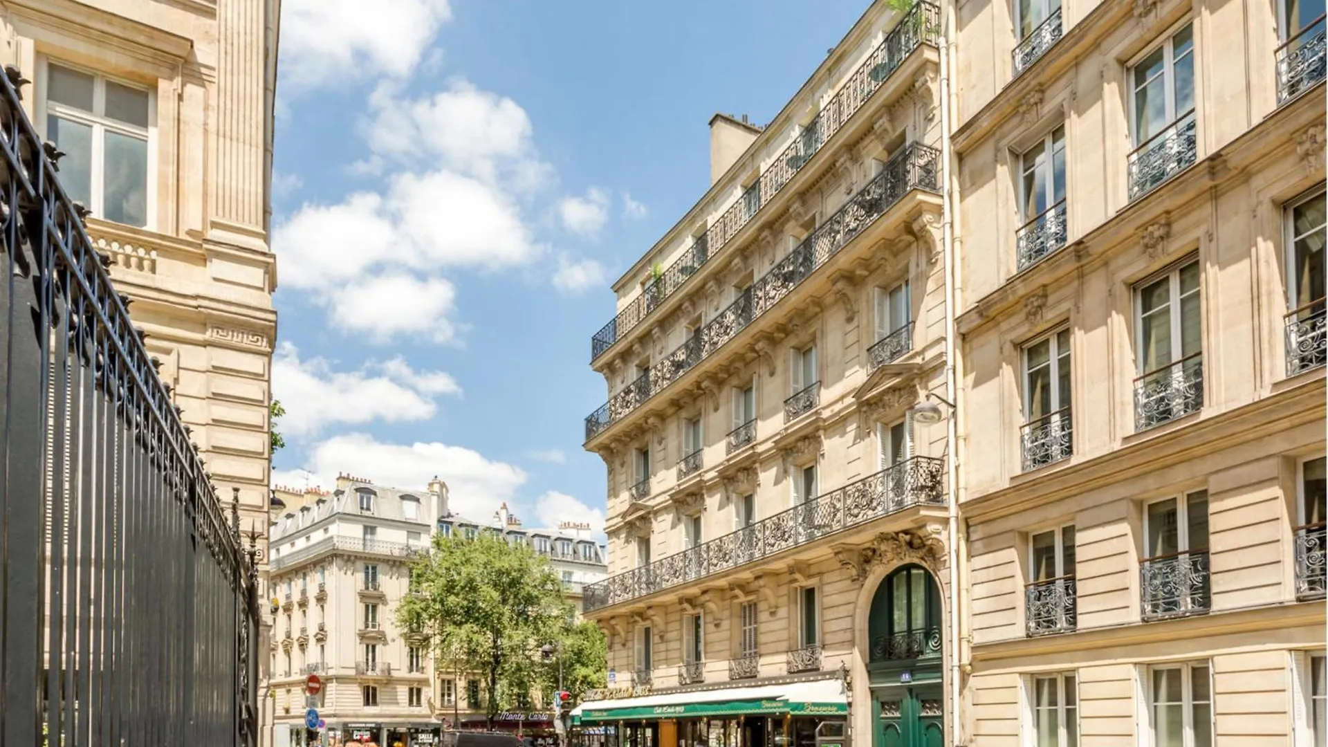 Apartment Merveil Cozy - Tilsitt - Eiffel Tower View Paris France